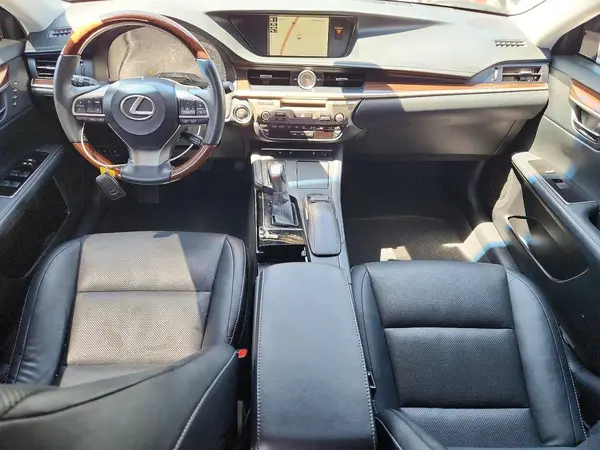 58ABK1GG3HU042831 2017 LEXUS ES - Image 8
