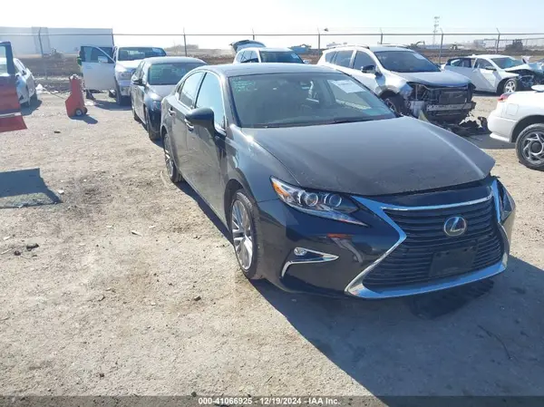 58ABK1GG3HU047625 2017 LEXUS ES - Image 1