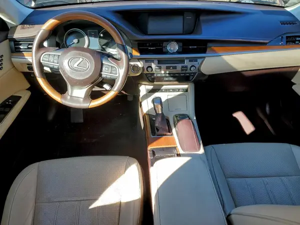 58ABK1GG3HU050380 2017 LEXUS ES - Image 8