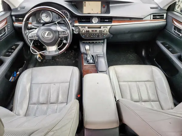 58ABK1GG3HU056213 2017 LEXUS ES - Image 8