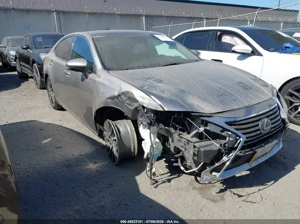 58ABK1GG3HU059872 2017 LEXUS ES - Image 1