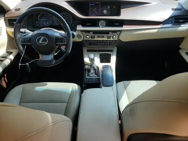 58ABK1GG3HU062092 2017 LEXUS ES - Image 8