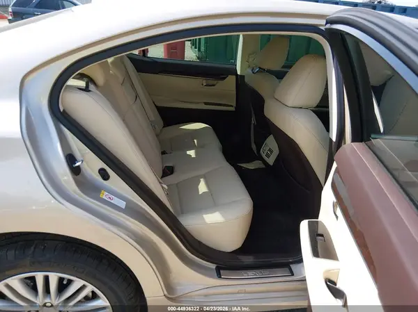 58ABK1GG3HU064425 2017 LEXUS ES - Image 8