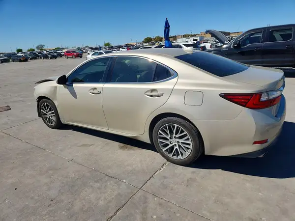 58ABK1GG3HU065977 2017 LEXUS ES - Image 2
