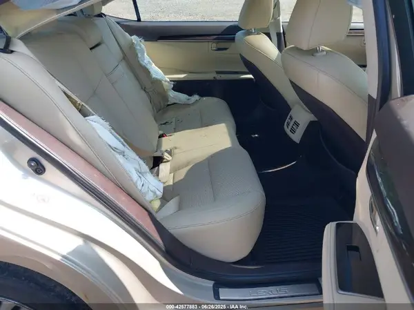58ABK1GG3HU069950 2017 LEXUS ES - Image 8