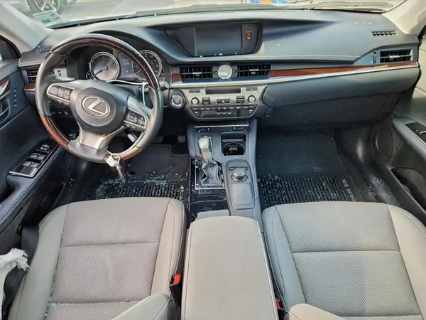 58ABK1GG3HU070192 2017 LEXUS ES - Image 8