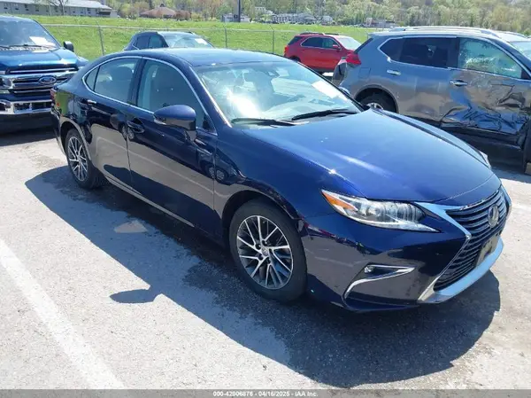 58ABK1GG3HU072265 2017 LEXUS ES - Image 1