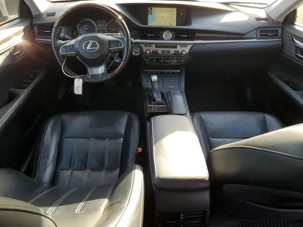 58ABK1GG3HU073643 2017 LEXUS ES - Image 8