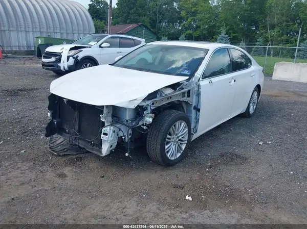 58ABK1GG3HU073884 2017 LEXUS ES - Image 2