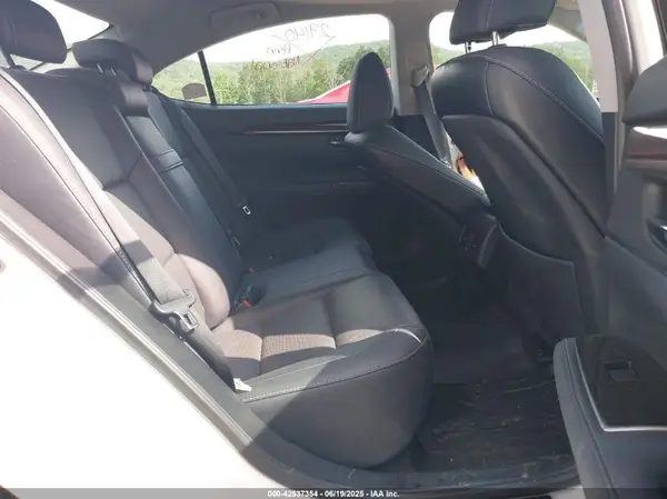 58ABK1GG3HU073884 2017 LEXUS ES - Image 8