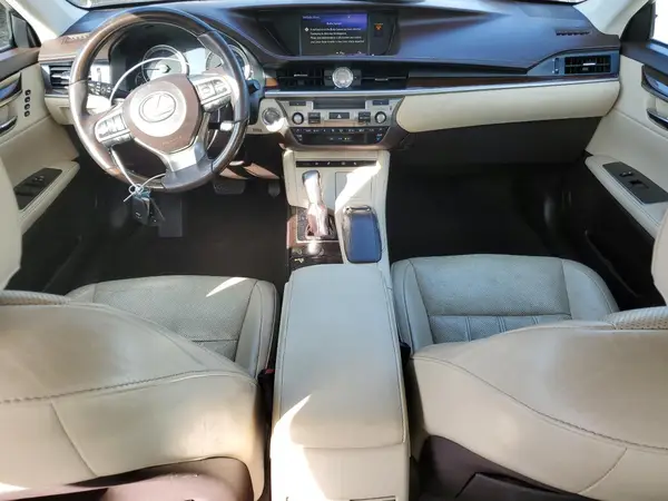 58ABK1GG3HU077000 2017 LEXUS ES - Image 8