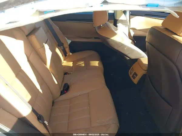 58ABK1GG3HU077904 2017 LEXUS ES - Image 8