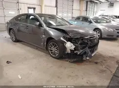 58ABK1GG3JU080890 2018 LEXUS ES