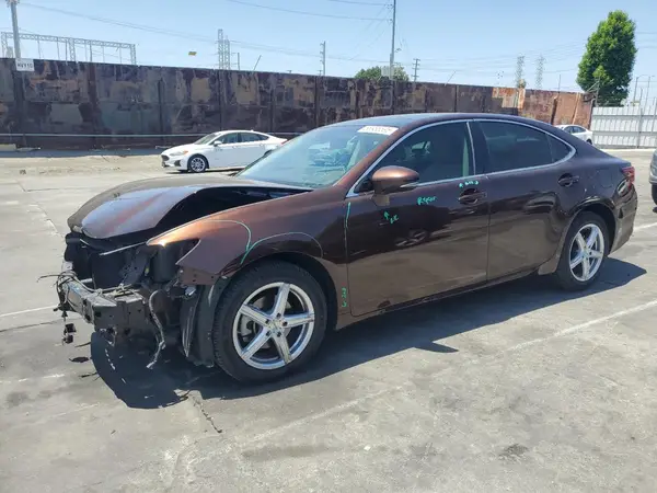 58ABK1GG3JU087886 2018 LEXUS ES - Image 1