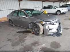 58ABK1GG3JU088035 2018 LEXUS ES