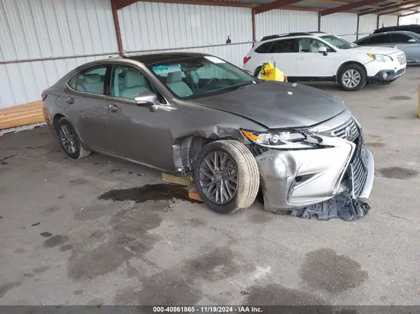 58ABK1GG3JU088035 2018 LEXUS ES - Image 1