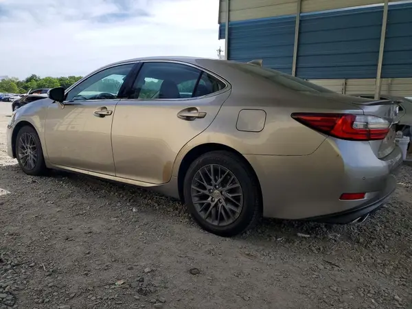 58ABK1GG3JU089010 2018 LEXUS ES - Image 2