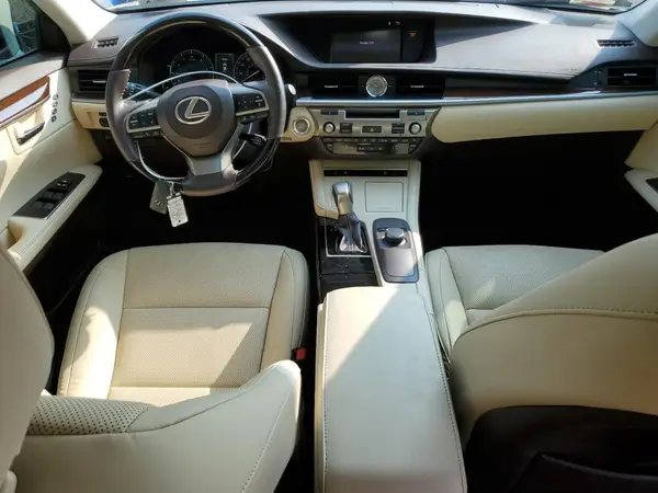 58ABK1GG3JU090478 2018 LEXUS ES - Image 8