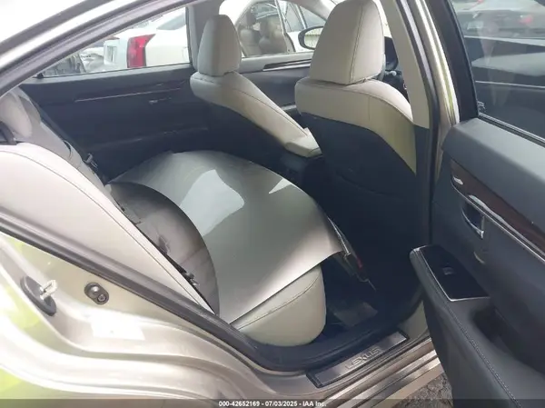 58ABK1GG3JU090514 2018 LEXUS ES - Image 8