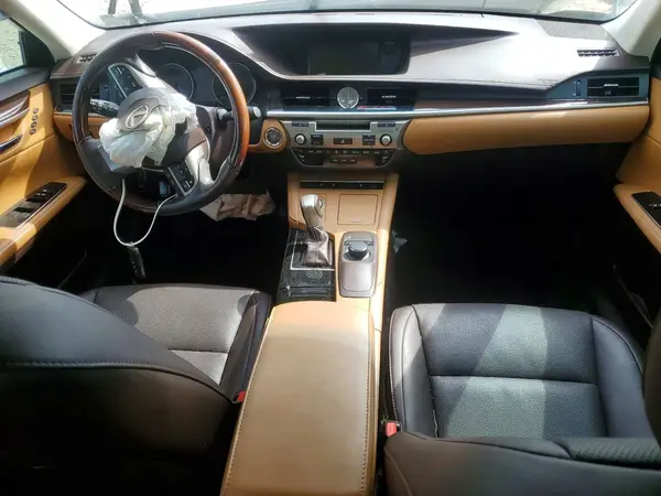 58ABK1GG3JU090920 2018 LEXUS ES - Image 8