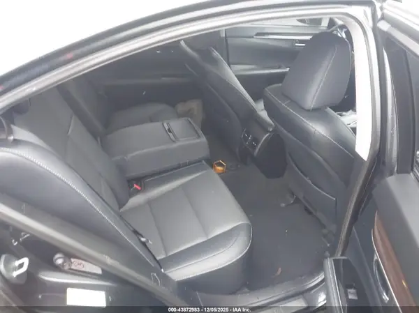 58ABK1GG3JU091632 2018 LEXUS ES - Image 8