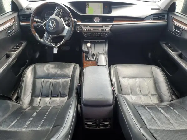 58ABK1GG3JU091789 2018 LEXUS ES - Image 8