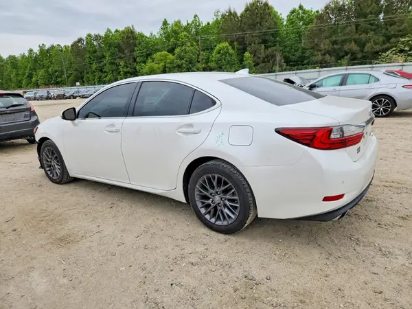 58ABK1GG3JU093039 2018 LEXUS ES - Image 2
