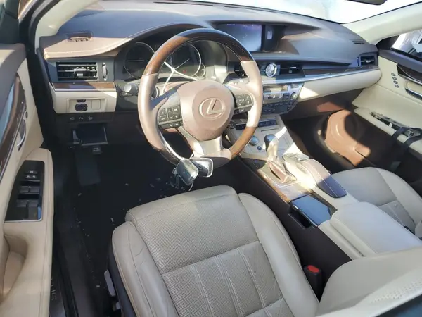 58ABK1GG3JU097155 2018 LEXUS ES - Image 8