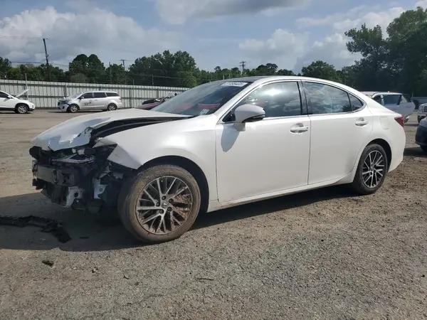 58ABK1GG3JU098631 2018 LEXUS ES - Image 1