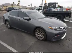58ABK1GG3JU099858 2018 LEXUS ES