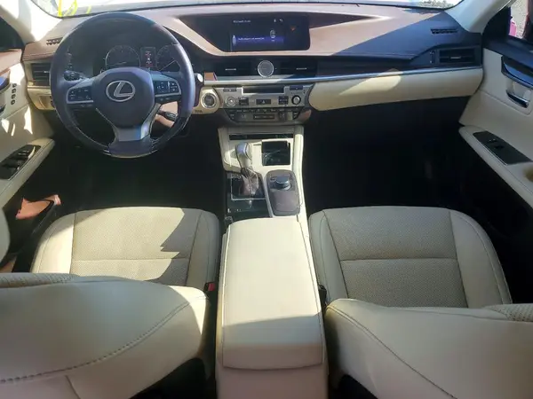 58ABK1GG3JU104122 2018 LEXUS ES - Image 8
