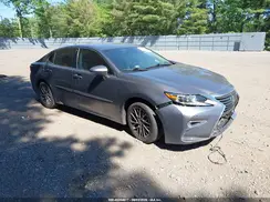 58ABK1GG3JU106808 2018 LEXUS ES