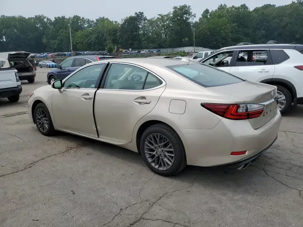 58ABK1GG3JU109448 2018 LEXUS ES - Image 2