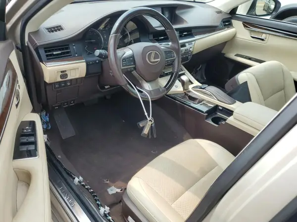 58ABK1GG3JU109448 2018 LEXUS ES - Image 8