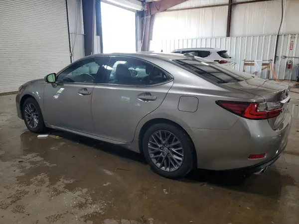 58ABK1GG3JU110065 2018 LEXUS ES - Image 2