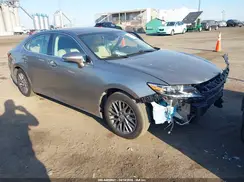 58ABK1GG3JU110518 2018 LEXUS ES