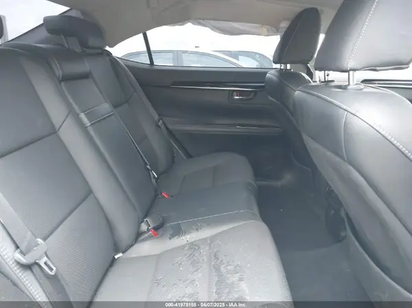 58ABK1GG3JU111359 2018 LEXUS ES - Image 8