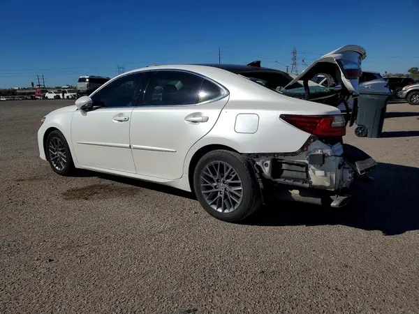 58ABK1GG3JU115475 2018 LEXUS ES - Image 2