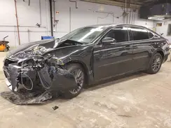 58ABK1GG3JU117811 2018 LEXUS ES