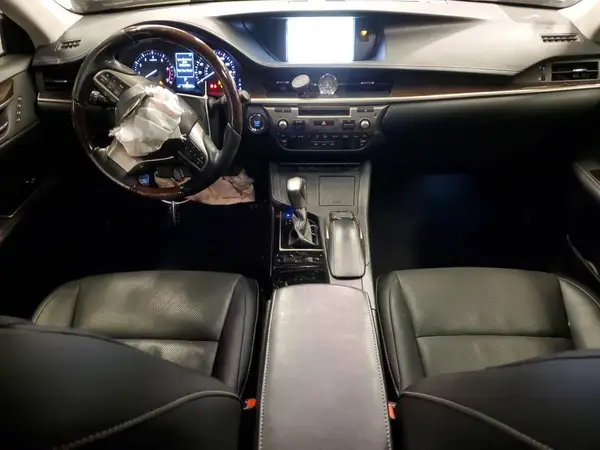 58ABK1GG3JU117811 2018 LEXUS ES - Image 8