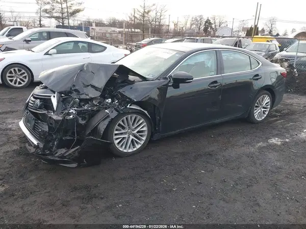 58ABK1GG4GU006239 2016 LEXUS ES - Image 2