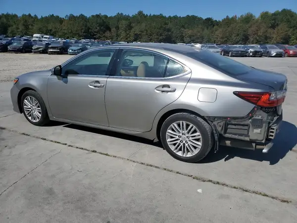 58ABK1GG4GU006516 2016 LEXUS ES - Image 2
