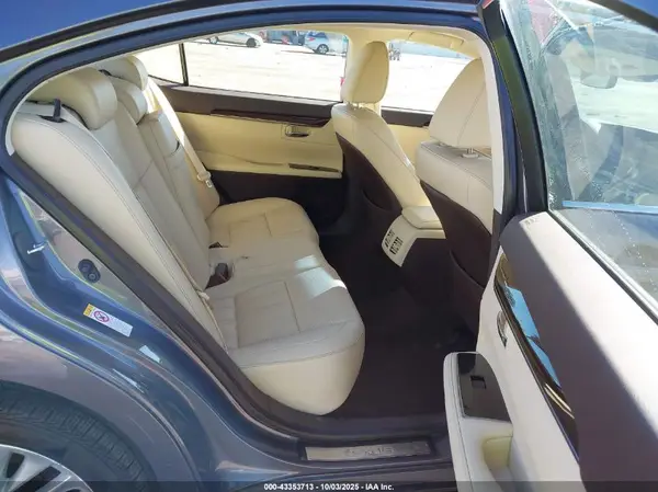 58ABK1GG4GU007987 2016 LEXUS ES - Image 8
