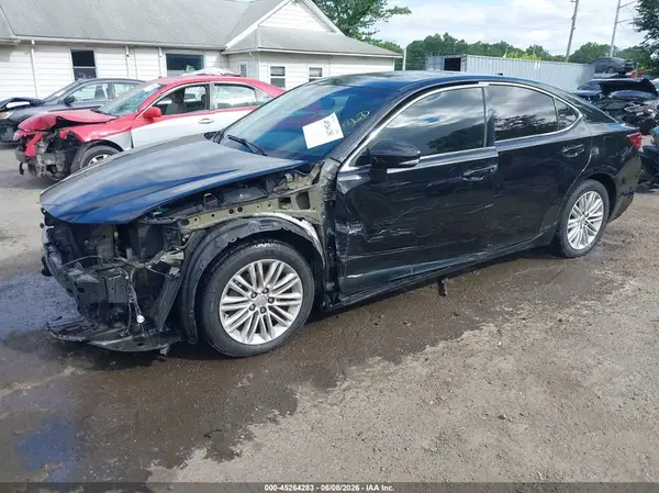 58ABK1GG4GU009075 2016 LEXUS ES - Image 2