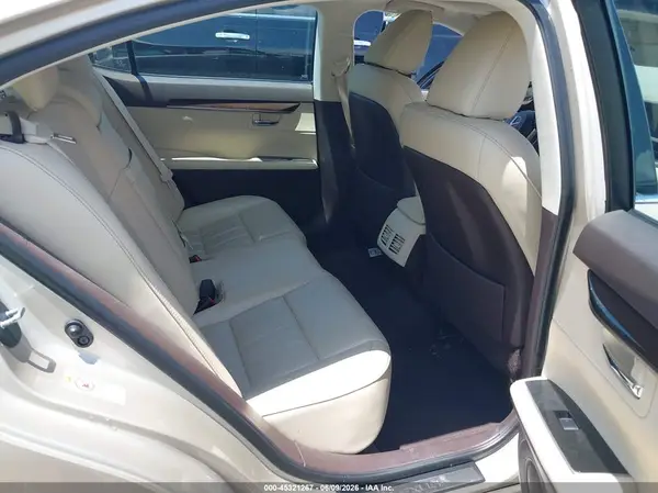 58ABK1GG4GU011506 2016 LEXUS ES - Image 8