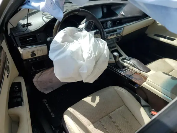 58ABK1GG4GU011974 2016 LEXUS ES - Image 8