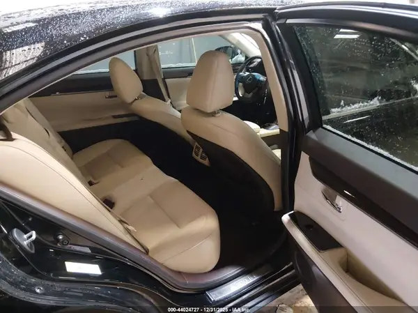 58ABK1GG4GU016768 2016 LEXUS ES - Image 8