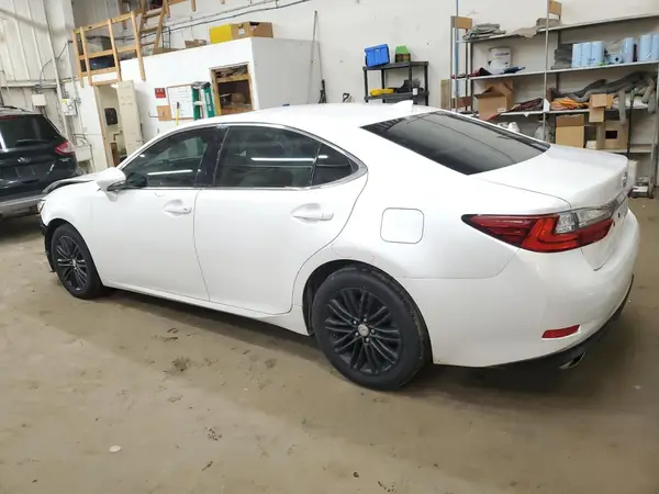 58ABK1GG4GU016902 2016 LEXUS ES - Image 2