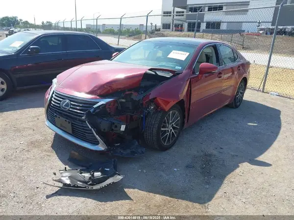 58ABK1GG4GU021050 2016 LEXUS ES - Image 2