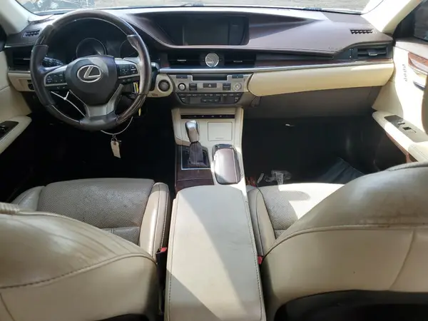 58ABK1GG4GU024188 2016 LEXUS ES - Image 8